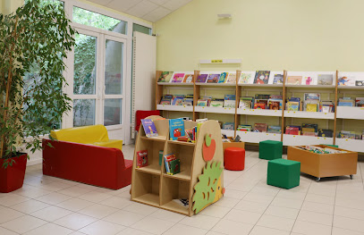 Bibliothèque De Tiercé, Bibliothèque à Tiercé