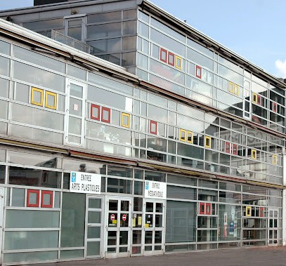 Médialudothèque La Coupole, Bibliothèque à Combs-la-Ville