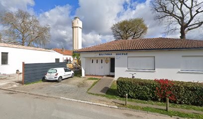 Bibliothèque, Bibliothèque au Porge