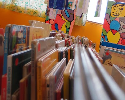 Abracadalire, Bibliothèque à Entraigues-sur-la-Sorgue