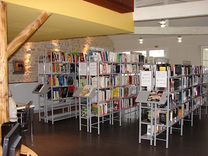 Médiathèque Municipale, Bibliothèque à Saint-Denis-d'Oléron
