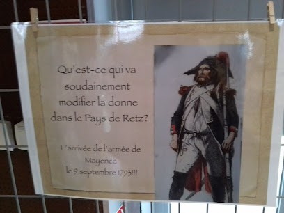 Médiathèque Ecole De Musique, Bibliothèque à La Montagne