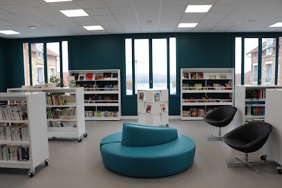 Libraries Octave Mirbeau, Bibliothèque à Carrières-sous-Poissy