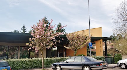 Médiathèque, Bibliothèque à Charbonnières-les-Bains
