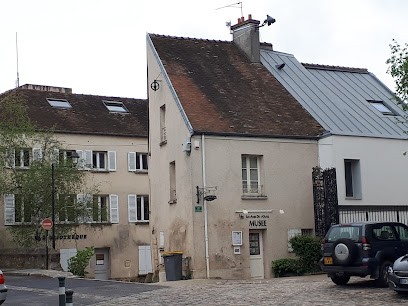 Bibliothèque De Bièvres, Bibliothèque à Bièvres