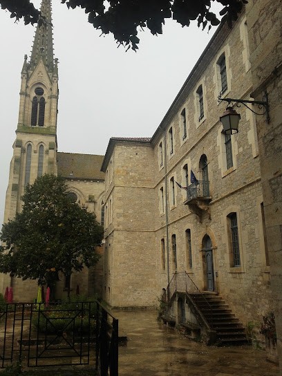 Mairie - bibliothèque, Bibliothèque à Saint-Antonin-Noble-Val
