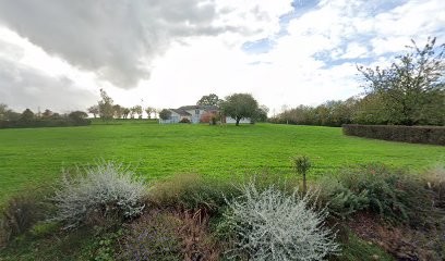 Médiathèque, Bibliothèque à Parné-sur-Roc