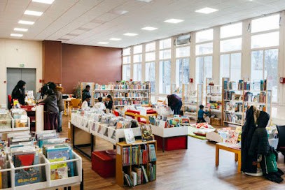 Médiathèque Jules Vallès, Bibliothèque à Épinay-sur-Seine