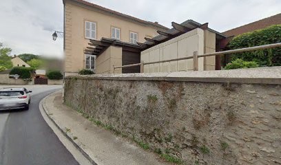 Bibliothèque Les Mesnuls, Bibliothèque aux Mesnuls