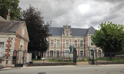 Médiathèque Et Bibliothèque De Vendôme, Bibliothèque à Vendôme