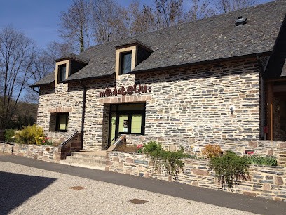 Médiathèque De Saint-Viance, Bibliothèque à Saint-Viance