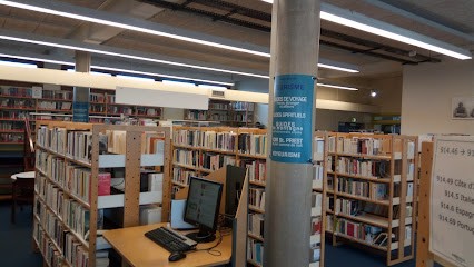 Pôle Médiathèque François Mitterrand, Bibliothèque à Saint-Priest