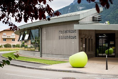 Médiathèque Saint-Pierre-En-Faucigny, Bibliothèque à Saint-Pierre-en-Faucigny
