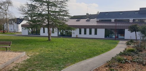 Médiathèque De Sucé-Sur-Erdre, Bibliothèque à Sucé-sur-Erdre