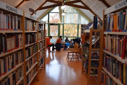 Bibliothèque L'escapade, Bibliothèque à Joué-sur-Erdre