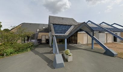 Bibliothèque, Bibliothèque à Denée