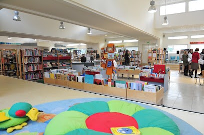 Médiathèque La Gare (Pignan), Bibliothèque à Pignan